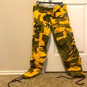 Camouflage Windbreaker pants